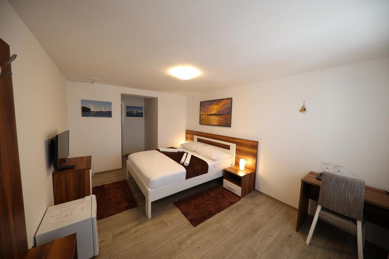 Hotel Murter 3* Murter